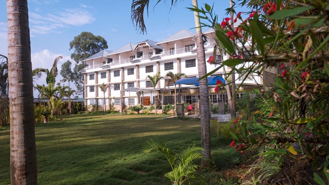 Tobriana Hotel Nairobi Exterior foto